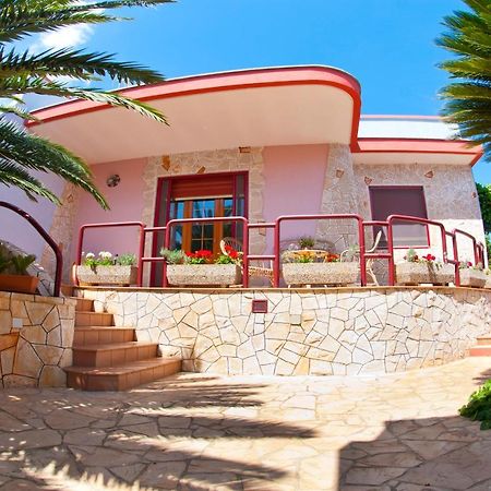 Perrone Apartments Триказе Екстериор снимка