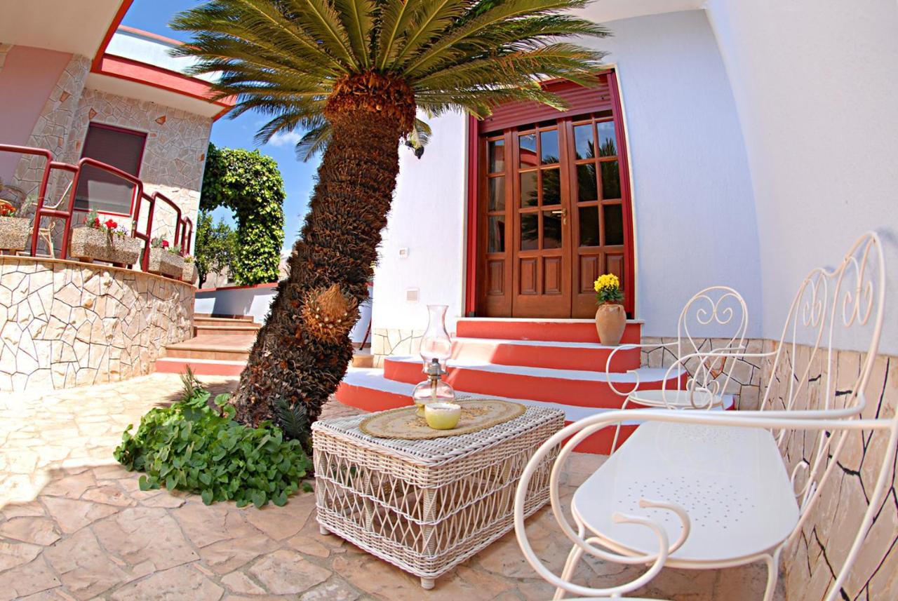 Perrone Apartments Триказе Екстериор снимка