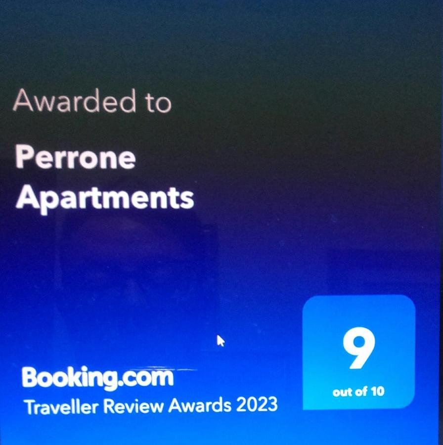 Perrone Apartments Триказе Екстериор снимка